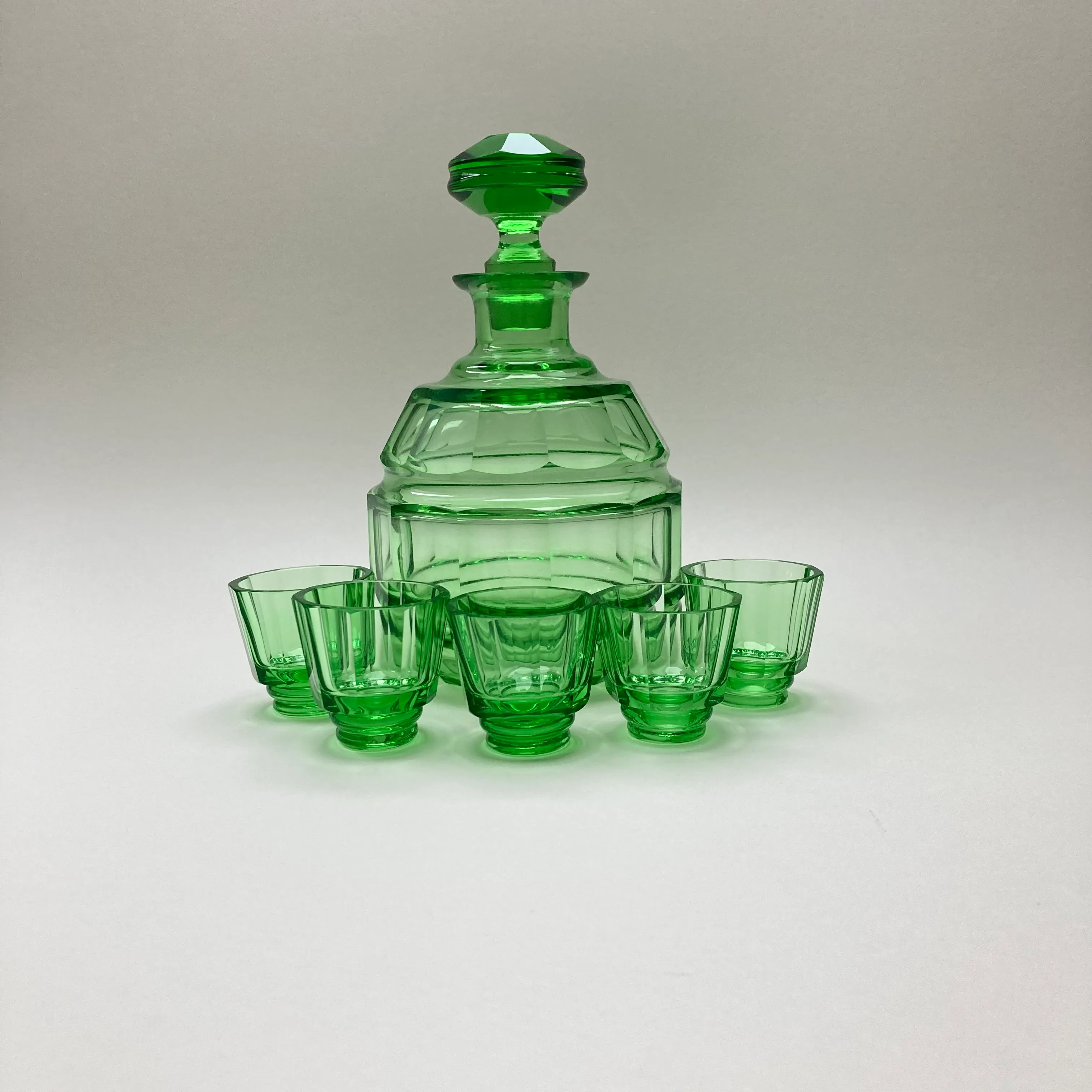 Zdjęcie produktu Zestaw do likieru Art Deco kryształowy zielony
